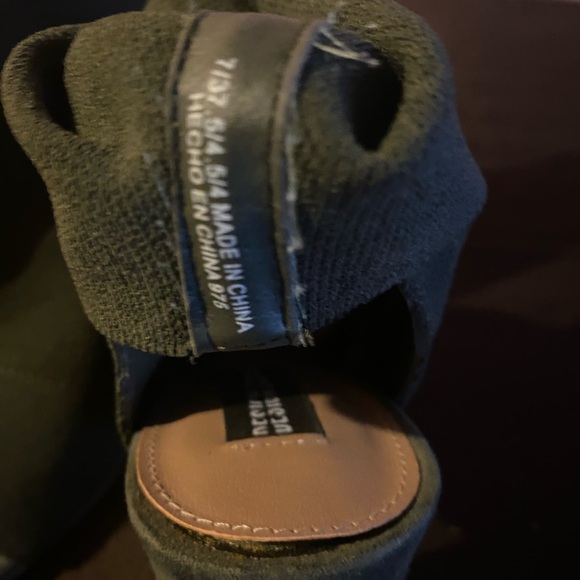 Stylish Open Toed Ankle booties - Picture 6 of 6